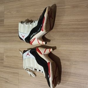 Used Jordan heels